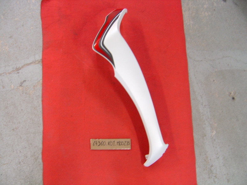 Carénage avant gauche Honda SH125 2016 NHB44 - 64360-K01-M00ZB