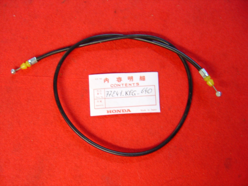 Câble (B) verrouillage selle Honda FES250 99 – 77241KFG640
