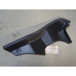 Garniture gauche tête de fourche Honda VFR750F NH105 | 64595ML7700ZB