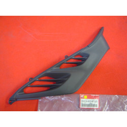 Grille latérale gauche carénage Honda CH125 Spacy 96 NH154R