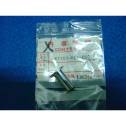 Entretoise garde boue avant Honda MTX125 MTX200 - 61101KE1000