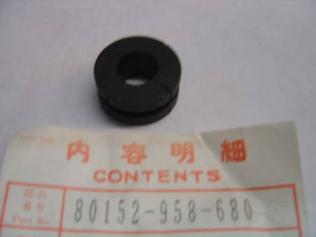 Silentbloc Honda XRV650 XRV750 CBR600 - Réf. 80152-958-680