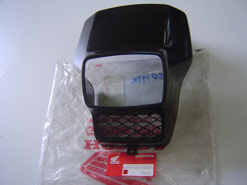 Visière de phare Honda MTX50A NH1 - Pièce occasion rare