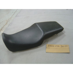Selle double Honda NSR125R R113L – Réf. 77200KY4900ZE