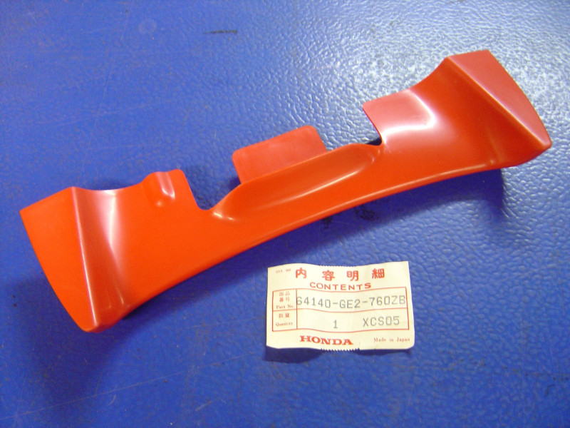 Spoiler Honda NSR50AK NS50F 87/88 Couleur R134 – Réf. 64140GE2760ZB
