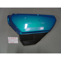 Cache latéral gauche Honda CX500 occasion – Réf. 83600415000ZB