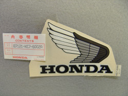 Décor autocollant réservoir droit Honda VF400FD 83 – Ref 87121KE7600ZA