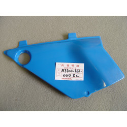 Cache latéral gauche Honda PB109 - Réf. 83700167000ZC