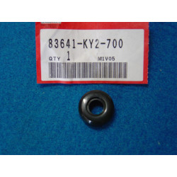Entretoise vis cache latéral Honda 83641KY2700