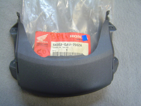 Couvercle avant central Honda SJ50 Bali 93-94 NH154R