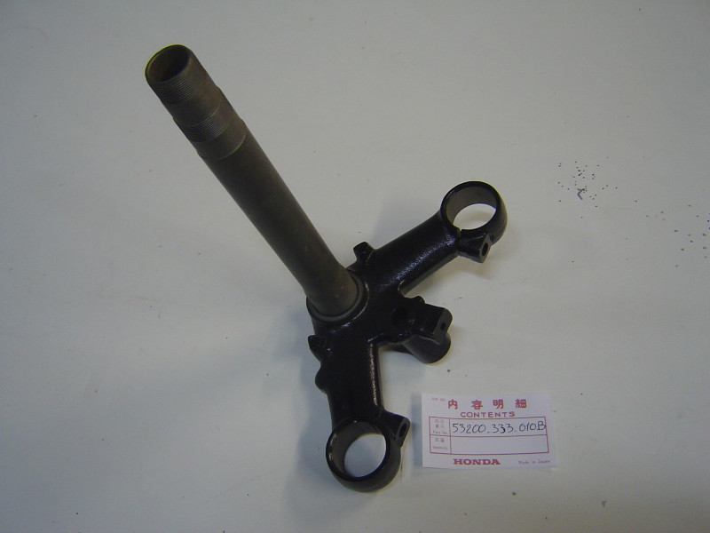 Té de fourche inférieur Honda CB350Four - Réf. 53200333010B