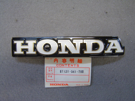 Emblème droit réservoir Honda CB750K3 à K6 - Réf. 87121341700