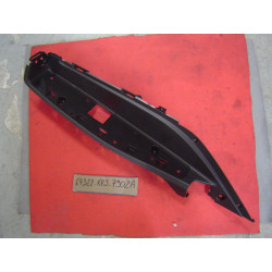 Plancher gauche Honda FES125 07-12 NH1 - Réf. 64322KRJ790ZA