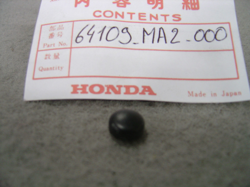 Bouchon Vis Carénage Honda 64109MA2000 | Pièce Honda