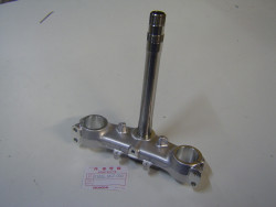 Té inférieur de fourche Honda XL350 - Réf. 53200MG2000