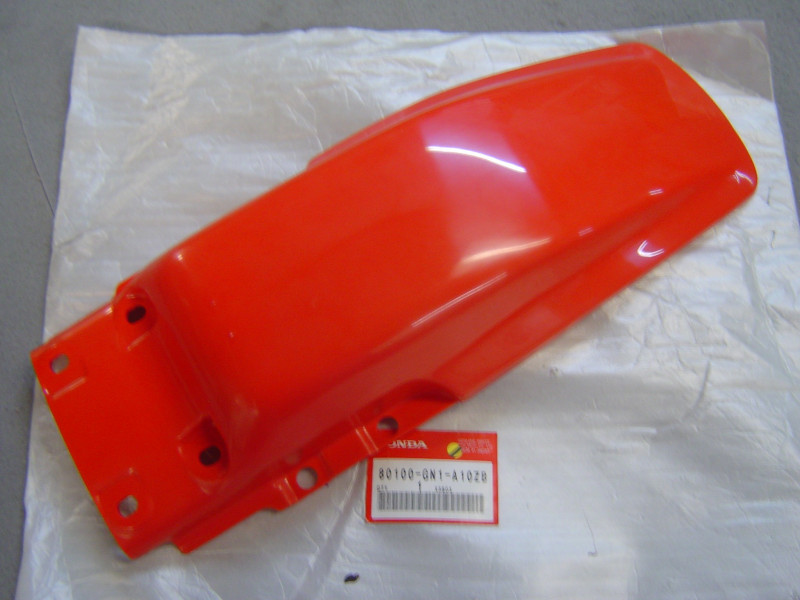 Garde-boue arrière Honda XR80 XR100 R134 – Réf. 80100GN1A10ZB