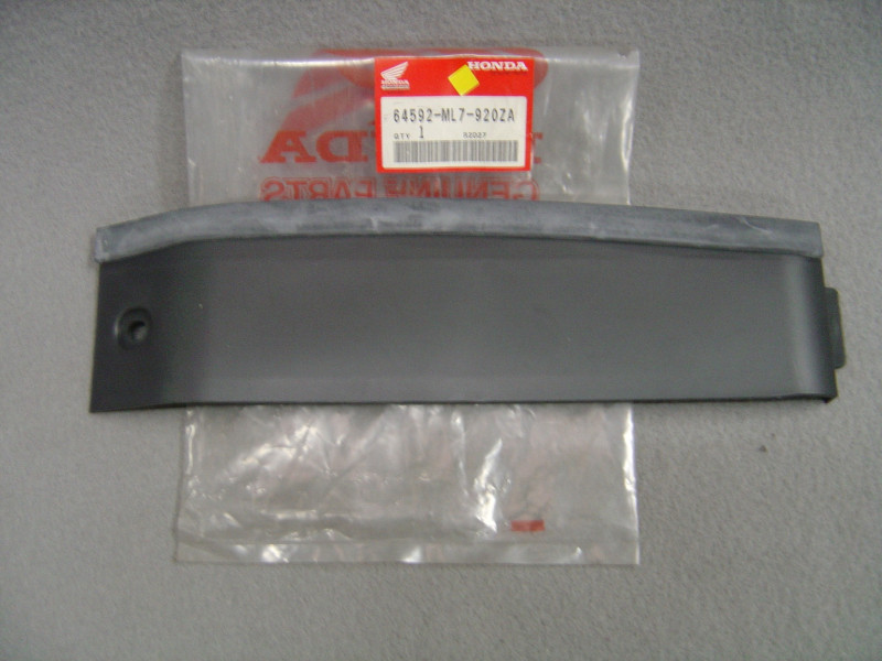 Panneau supérieur gauche Honda VFR750 1988/89 - Réf. 64592-ML7-920ZA