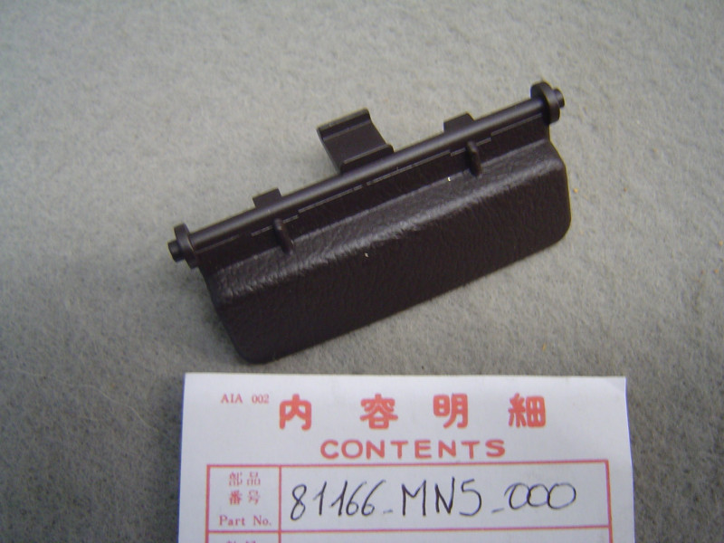 Poignée trappe vide poche Top Case Honda GL1500 - 81166MN5000ZC