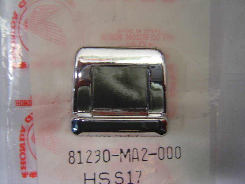 Pièce serrure Honda CBX1000 GL500 GL650 - Réf. 81230MA2000