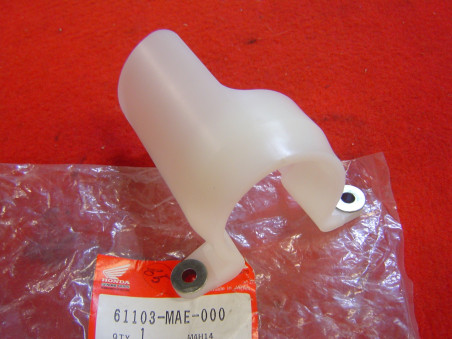 Bride gauche garde-boue avant Honda CBR900 94-95 | 61103MAE000