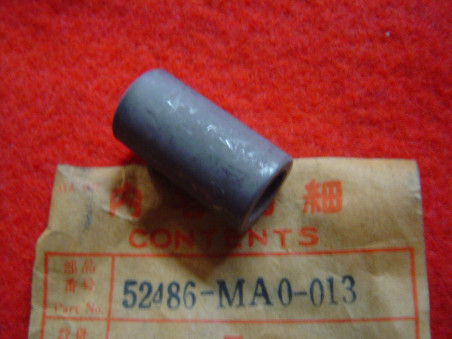 Entretoise Suspension Honda 52486-MA0-013 | Pièce Moto