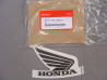 Autocollant aile droite Honda CB600F Hornet – Réf. 87121MFGD00ZA