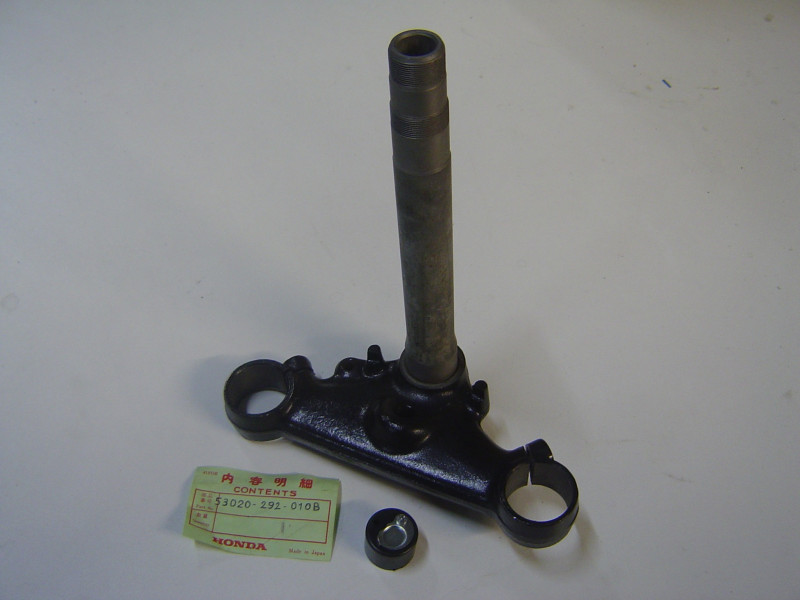 Té de fourche inférieur Ø35mm Honda CB/CL450 | Réf. 53020292010B