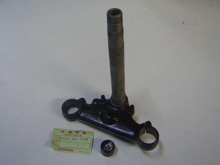 Té de fourche inférieur Ø35mm Honda CB/CL450 | Réf. 53020292010B