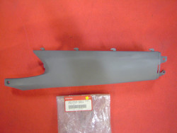 Cache bas de carénage gauche de FES125 98/00 HONDA 83510-KEY-900ZA
