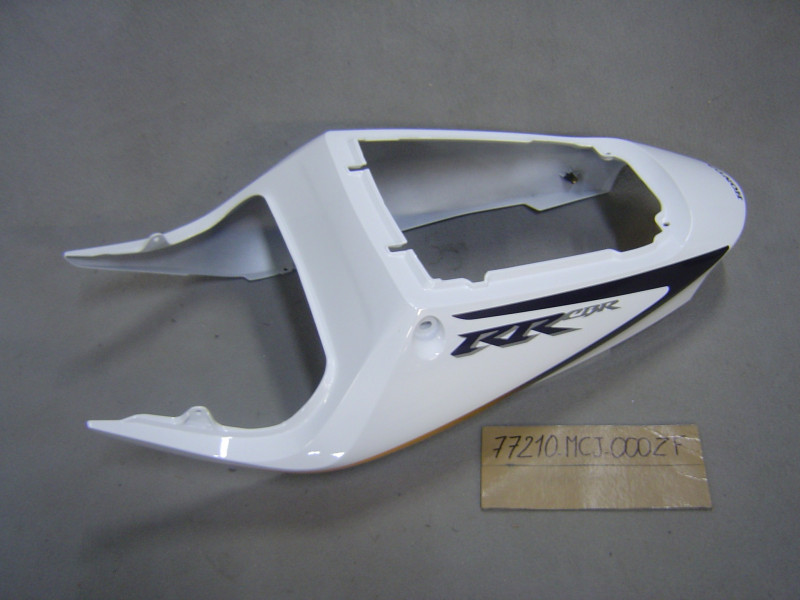 Coque arrière selle Honda CBR900RR 2000 – Réf. 77210-MCJ-000ZF