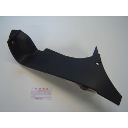 Habillage intérieur gauche tête fourche Honda CBR900 96-97