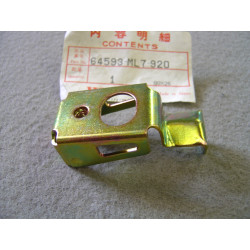 Support droit carénage Honda VFR750F 64593-ML7-920