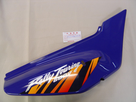 Cache latéral droit Honda XLV600 1996 – Réf. 83520MAW620ZD