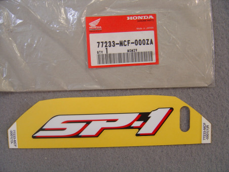 Décor autocollant carénage siège Honda VTR1000SP 77233MCF000ZA