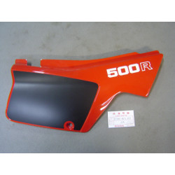 Cache latéral droit Honda XL500RC R110 – Réf. 835A0MC4600ZA