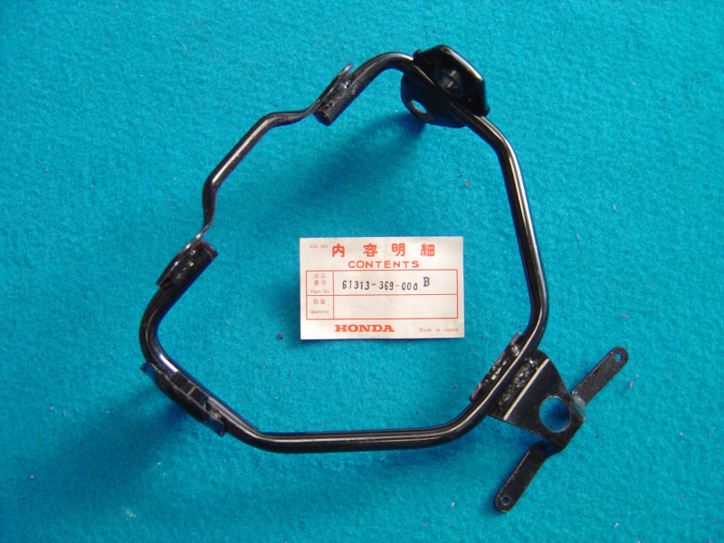 Support de phare Honda CB250G CB360G – Réf. 61313-369-000B