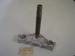 Té de fourche inférieur Honda XL250S/SZ Ø35mm - Réf. 53200428000