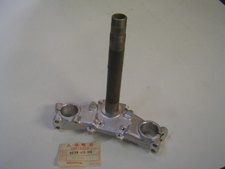 Té de fourche inférieur Honda XL250S/SZ Ø35mm - Réf. 53200428000