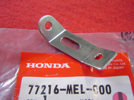 Support Droit Feu Arrière Honda CBR1000RR 04-05 | Réf. 77216MEL000