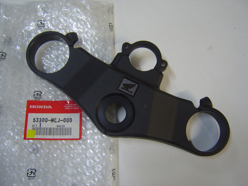 Té de fourche supérieur Honda CBR900 2000/02 - Réf. 53300MCJ000