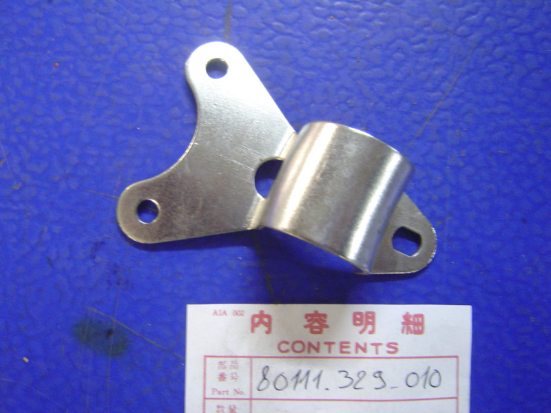 Bride Fixation Garde-Boue AR Honda XL250/350 | Réf. 80111329010