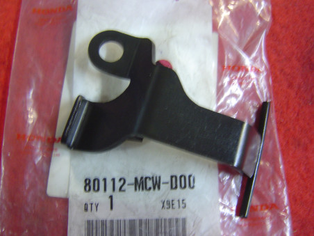 Attache Batterie Honda VFR800 02-13 | Réf. 80112MCWD00