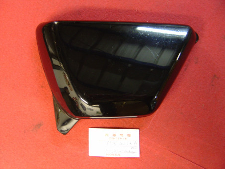 Cache latéral gauche Honda XL125 - Réf. 83640365670BOCC