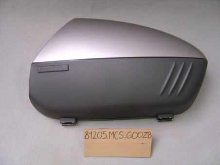 Couvercle de sacoche HONDA ST1300 2002-04 81205-MCS-000ZD
