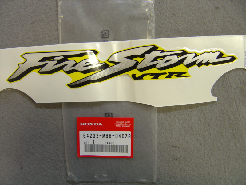 Décor Autocollant Droit Honda VTR1000F 01-02 Type2 | 64232MBBD40ZB