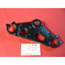 Té de fourche supérieur Honda VF750SC 82 – Réf. 53230MB0000