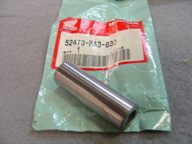 Axe biellette suspension arrière Honda CR125R CR250 - 52473KA3830