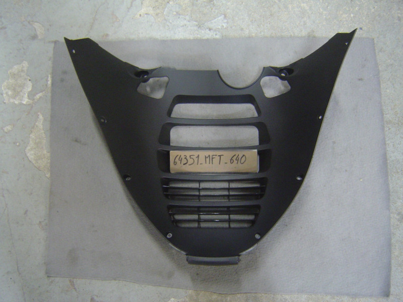 Face avant sabot carénage Honda FJS400 FJS600 – 64351MFT640