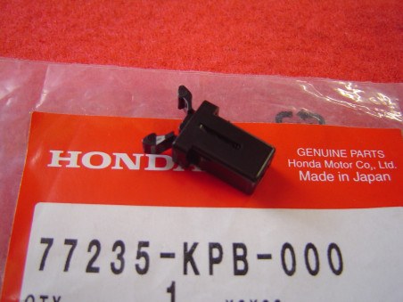 Loquet de couvercle de vide poche FJS600 2001-05 NSS250 2001 HONDA 77235-KPB-000