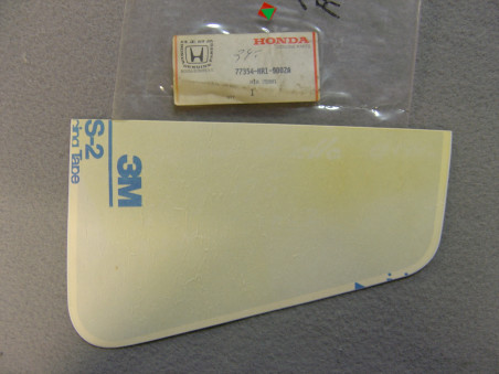 Autocollant auvent siège droit Honda NSR125 - 77354KR1900ZA